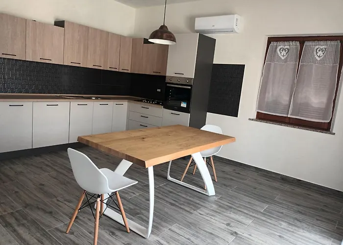 Valentina's Garden House *